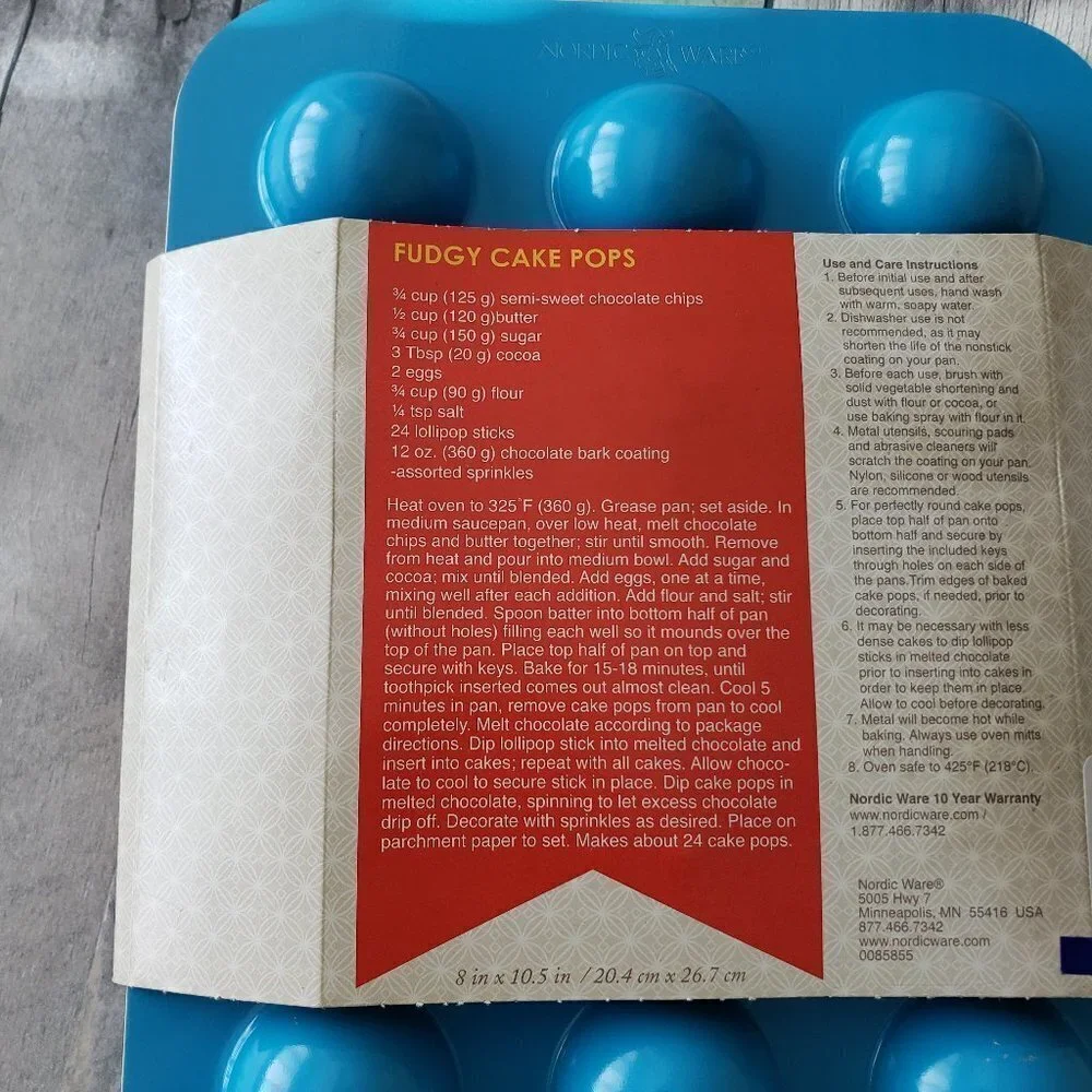 NWT - Nordic Ware Cake Pop Pan with 24 6